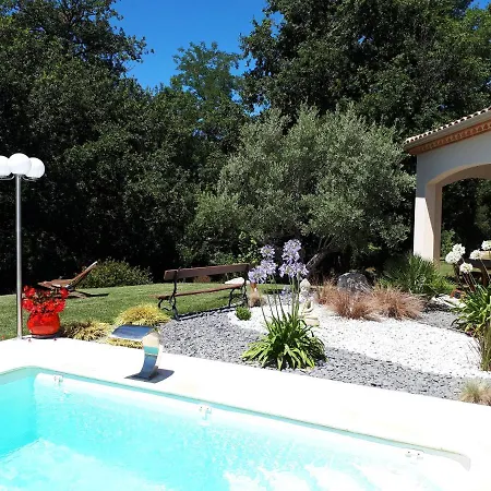 La Chenaie Bed & Breakfast 3*