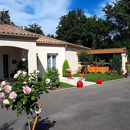 La Chenaie Bed & Breakfast 3*